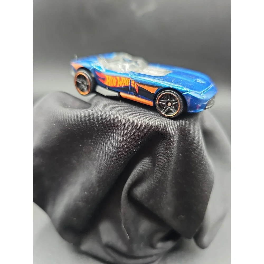 Hot Wheels 2013 Super Treasure Hunt RRROADSTER LOOSE BB